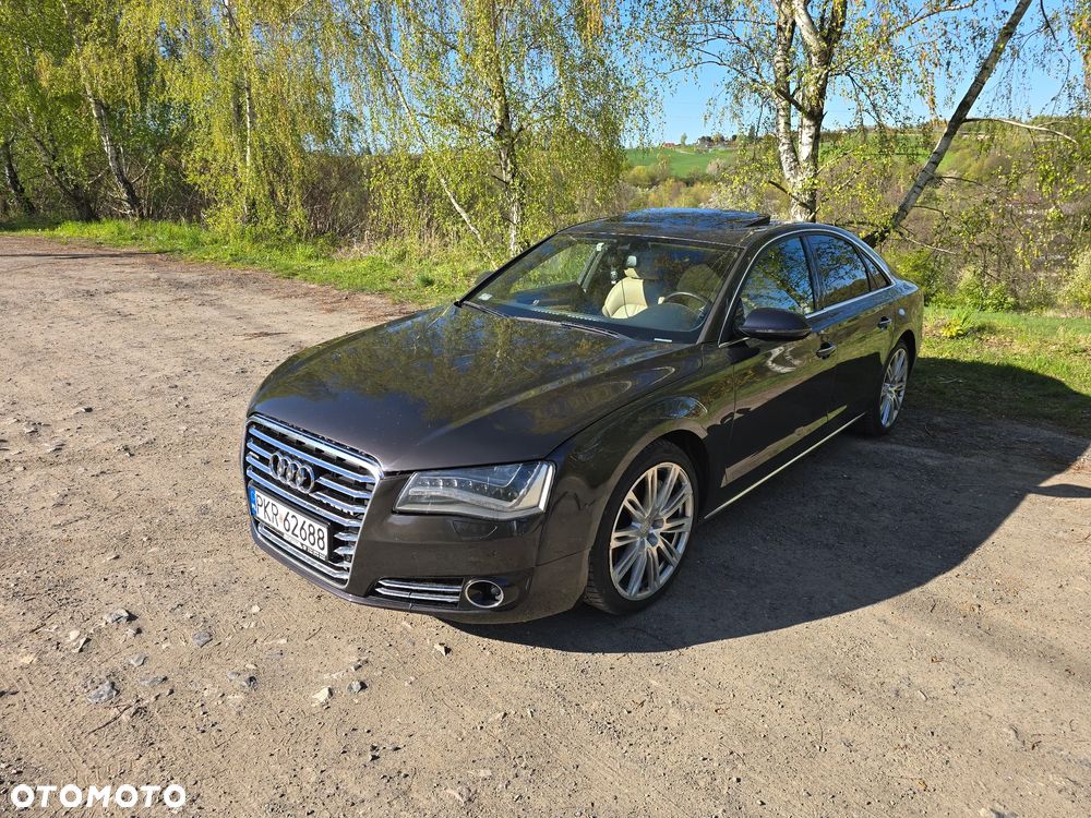 Audi A8 4.2 FSI Quattro - 1