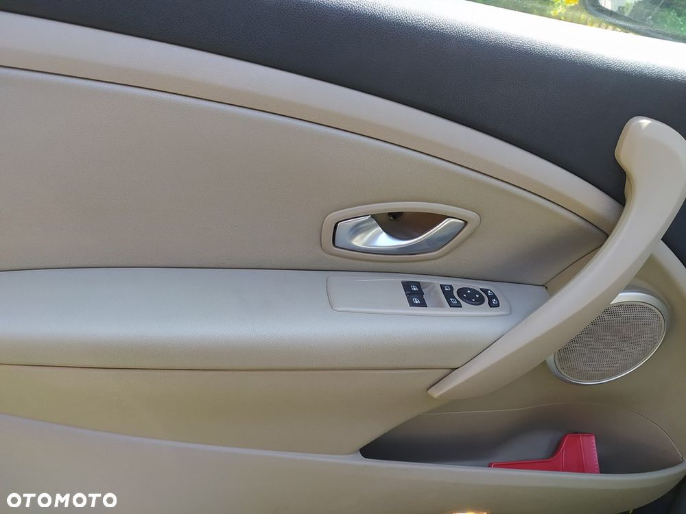 Renault Megane 1.9 dCi FAP Dynamique - 9