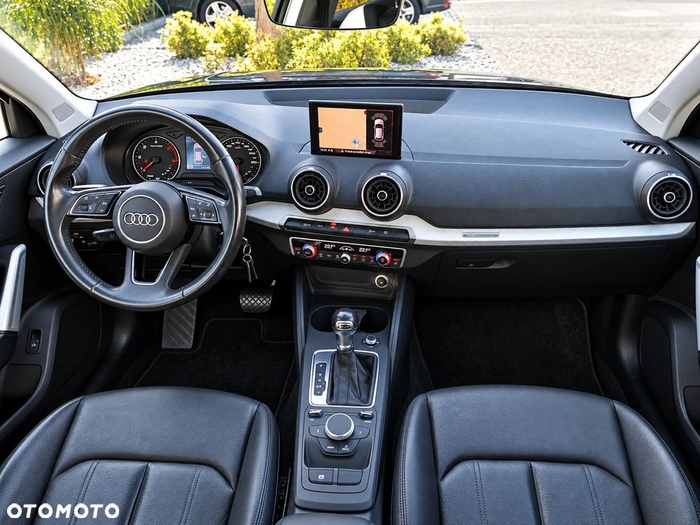 Audi Q2 35 TDI S tronic sport - 2