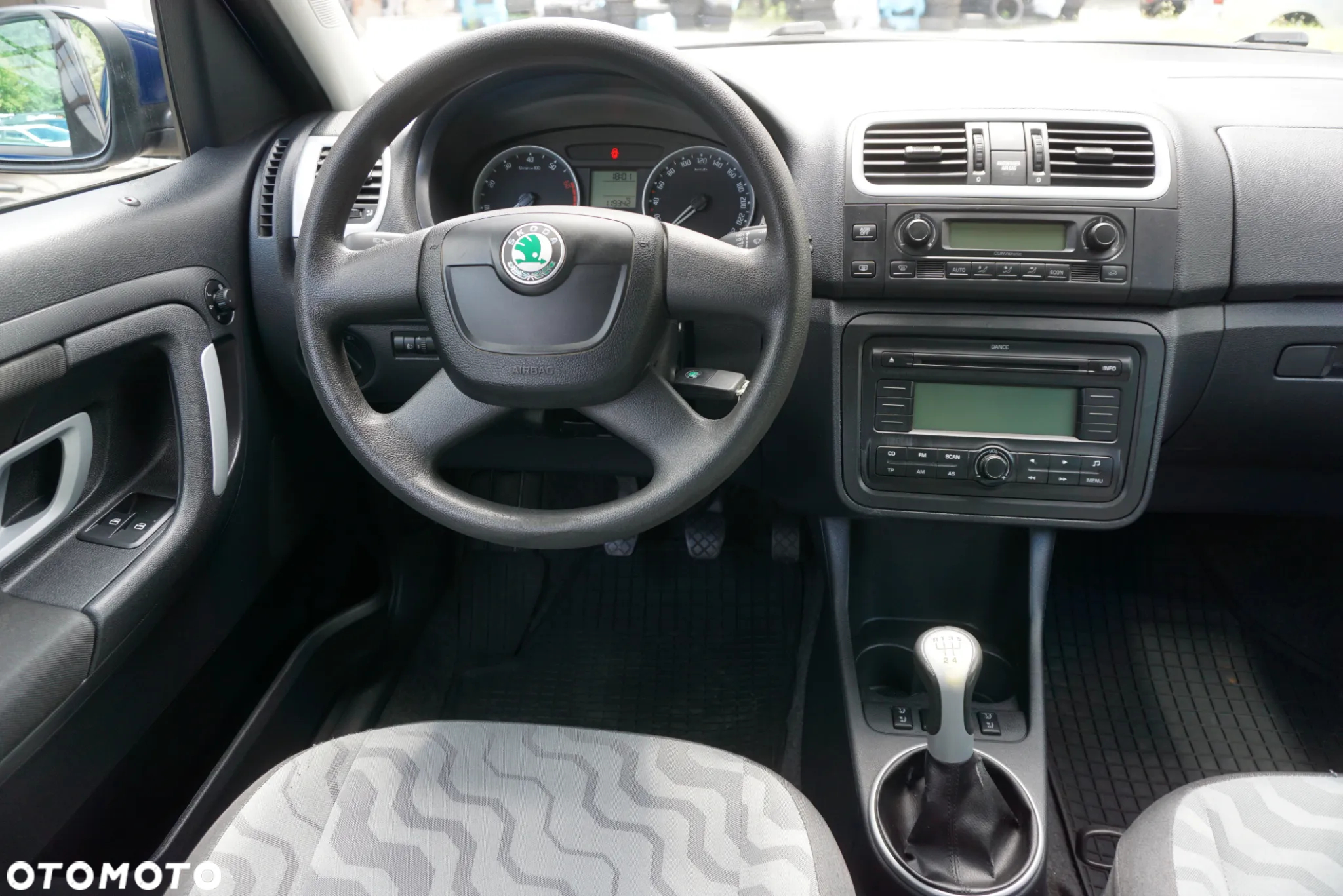 Skoda Roomster 1.2 12V HTP PLUS EDITION - 13