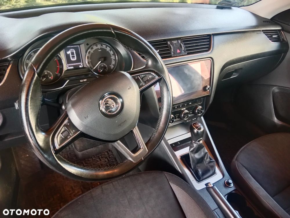 Skoda Octavia 1.4 TSI Ambition - 10