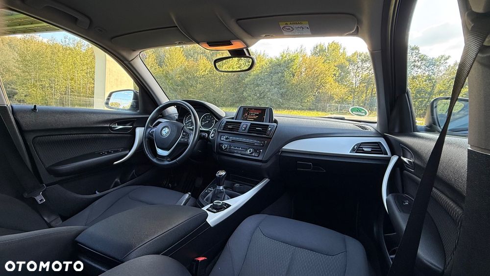 BMW Seria 1 116i - 8
