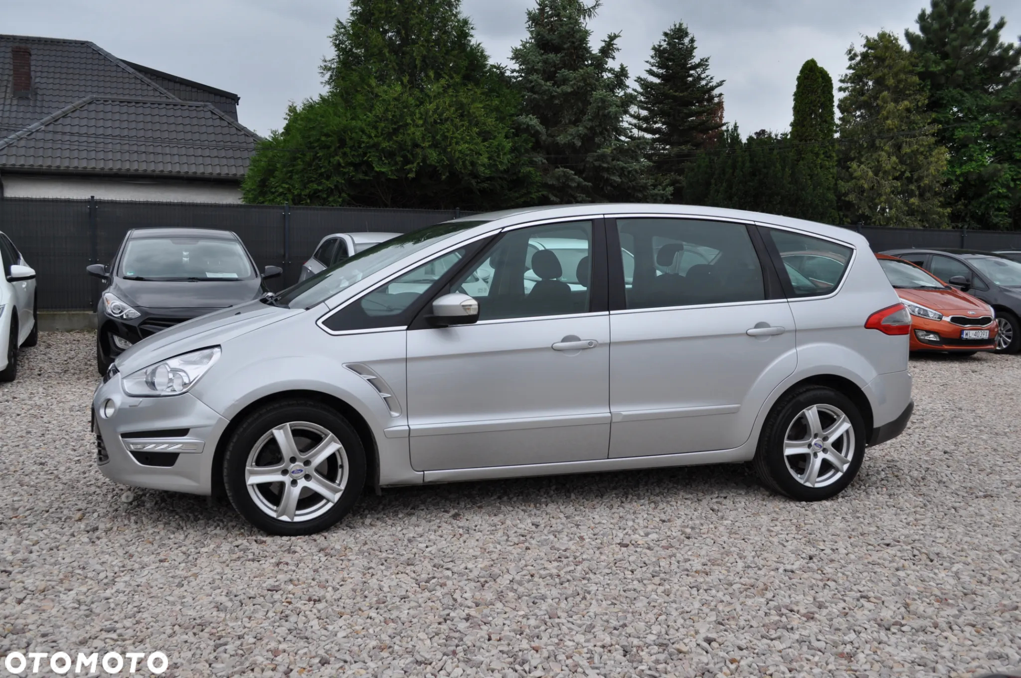 Ford S-Max 2.0 TDCi DPF Titanium - 13