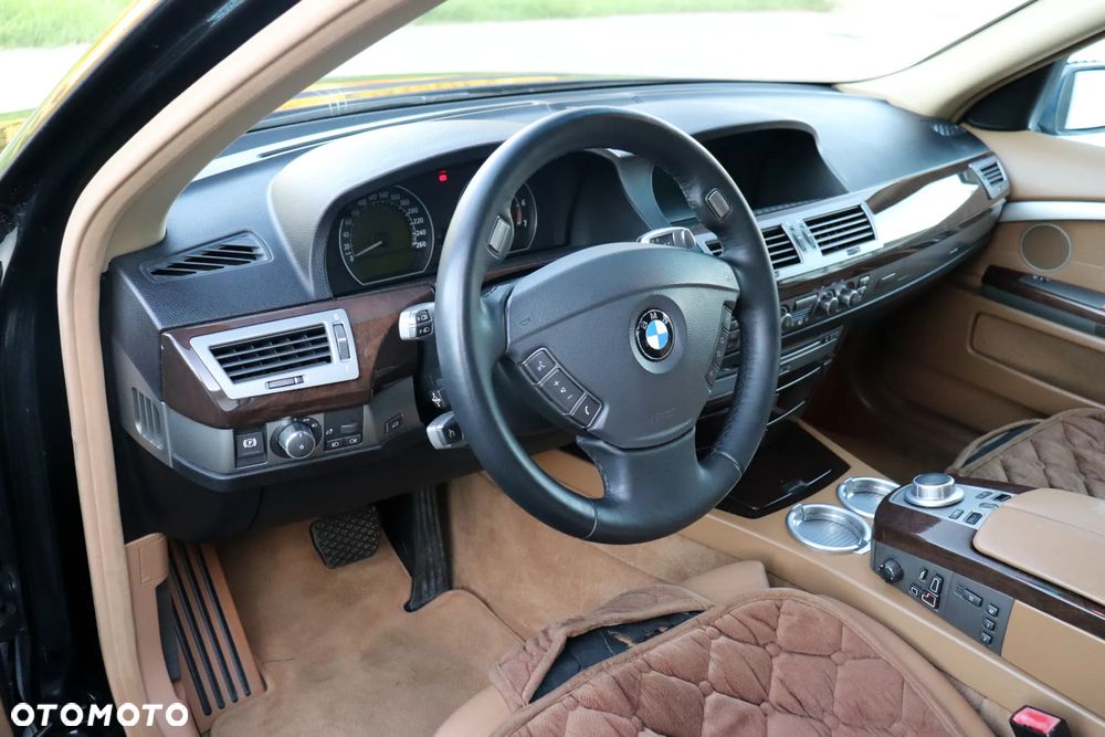 BMW Seria 7 - 19