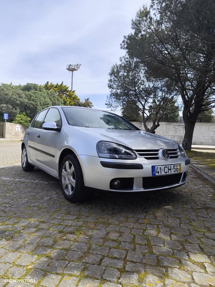 VW Golf 1.9 TDi Confortline DSG - 5