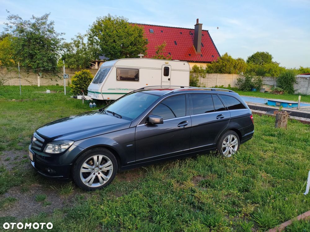 Mercedes-Benz Klasa C 220 CDI DPF Automatik BlueEFFICIENCY - 2