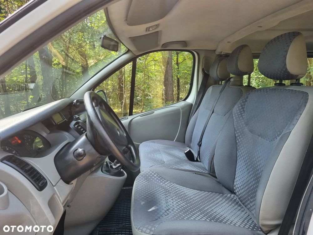 Renault Trafic - 15