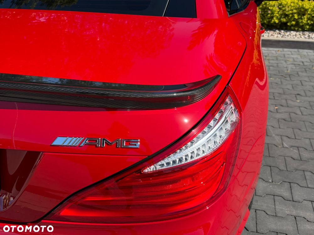 Mercedes-Benz SL 63 AMG AMG Speedshift MCT 7-Gang Sportgetriebe AMG Performance Package - 12