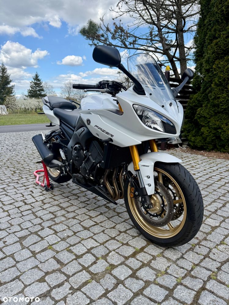 Yamaha FZ8 - 17