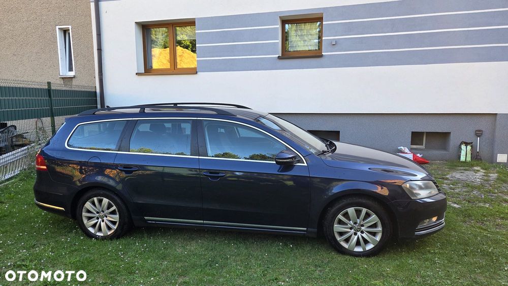 Volkswagen Passat 2.0 TDI Comfortline DSG - 4