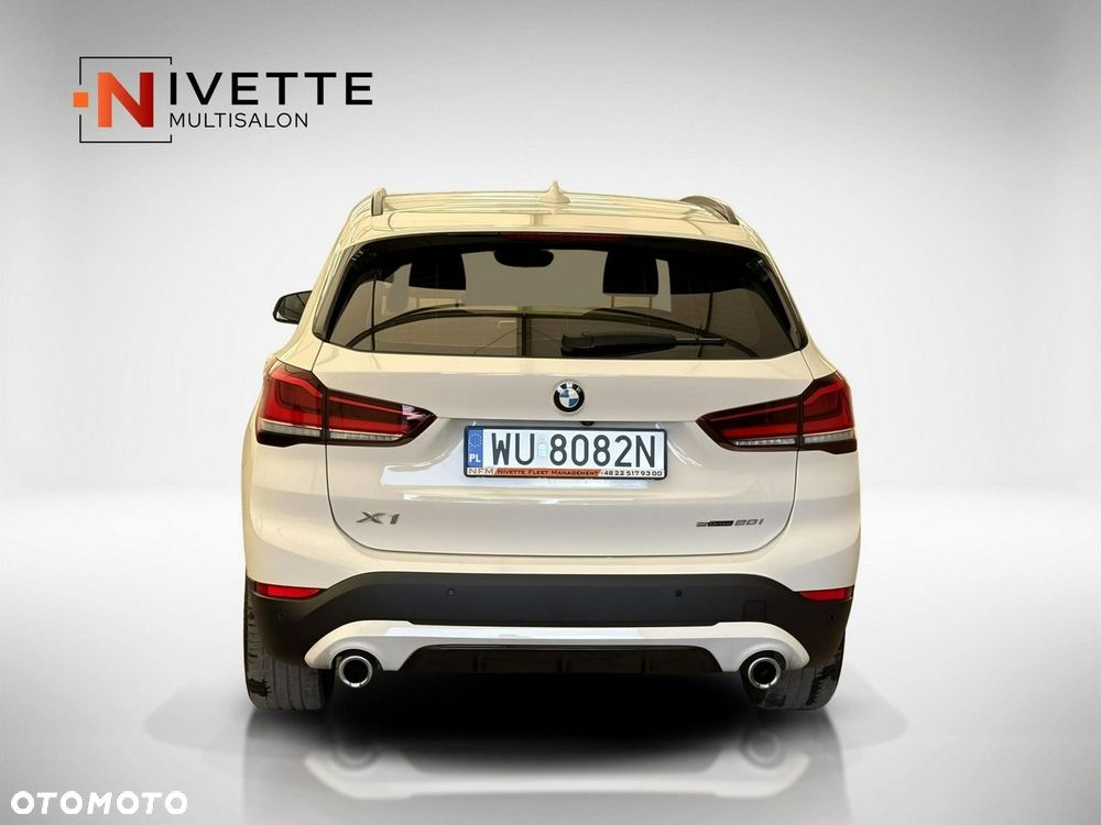 BMW X1 - 10