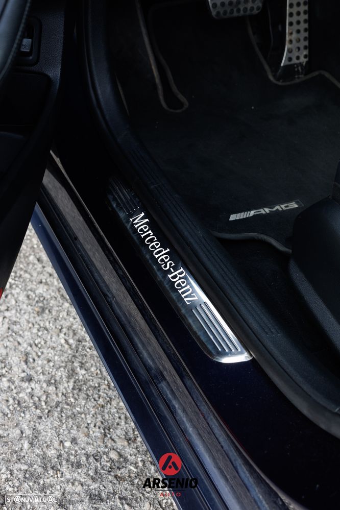 Mercedes-Benz C 300 de AMG Line - 48