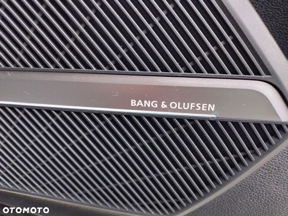 Audi Q5 40 TDI quattro S tronic sport - 24