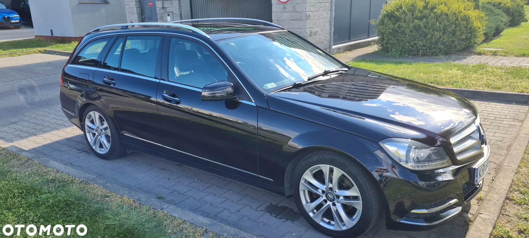 Mercedes-Benz Klasa C 250 T (BlueEFFICIENCY) 7G-TRONIC Avantgarde - 3