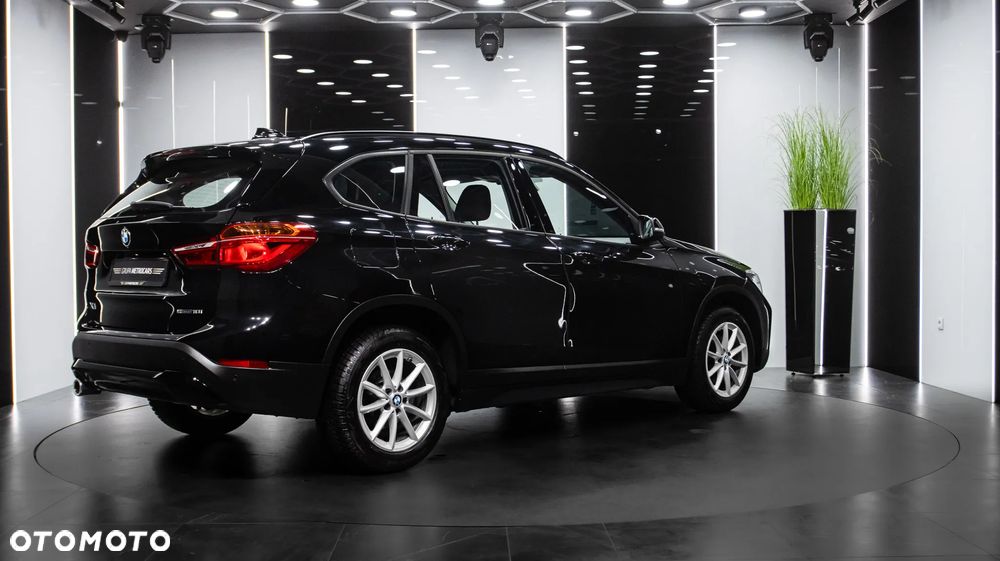 BMW X1 sDrive18i - 7
