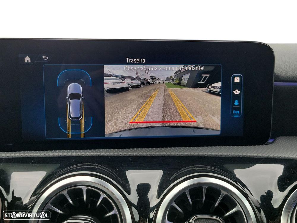 Mercedes-Benz A 250 e AMG Line - 17