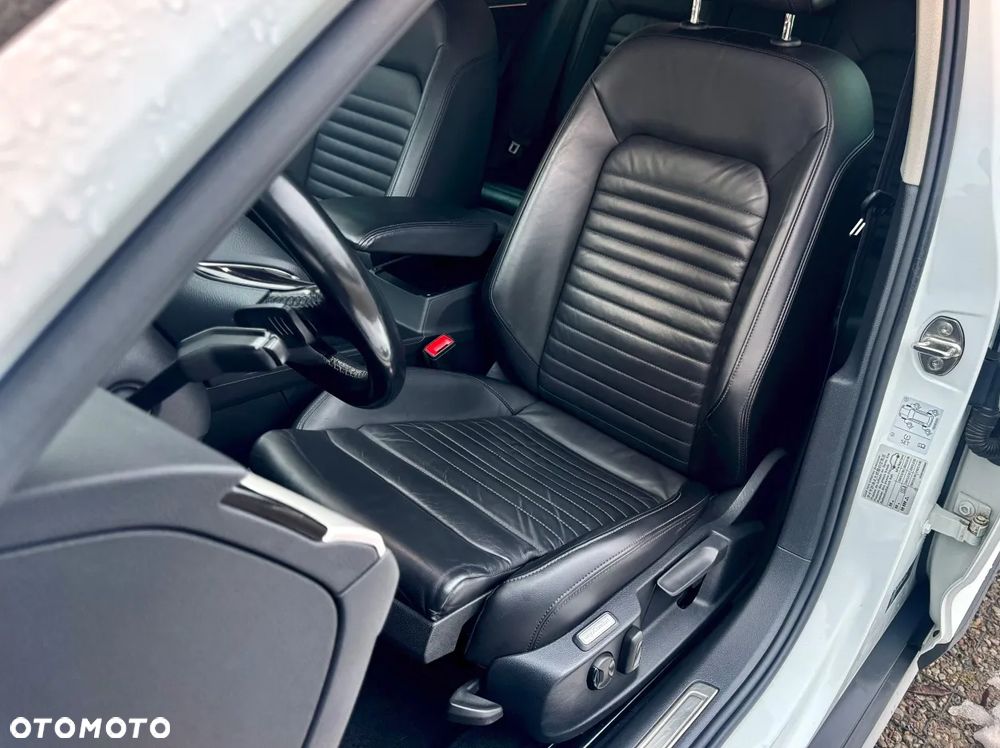 Volkswagen Passat Alltrack 2.0 TDI SCR 4Mot DSG - 10