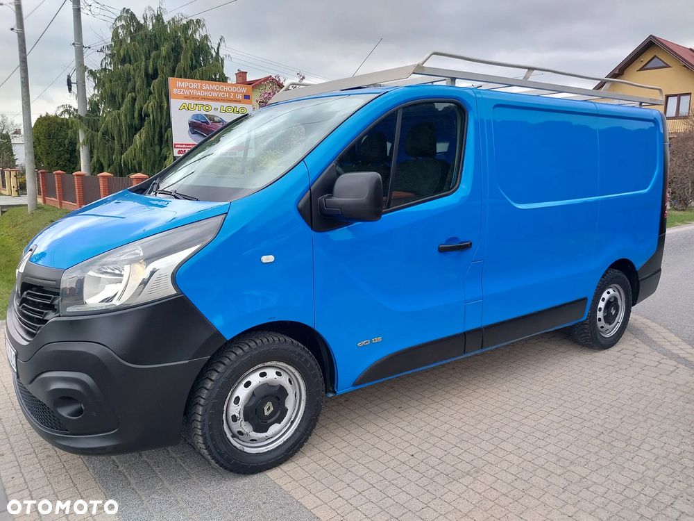 Renault TRAFIC - 2