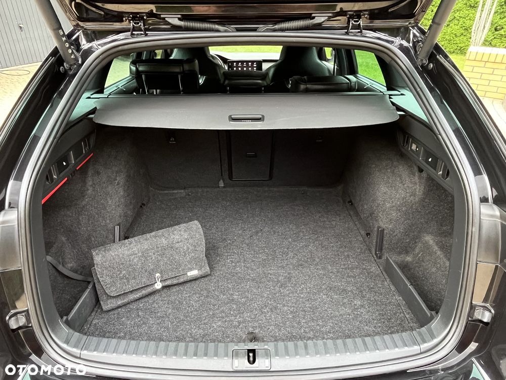 Skoda Octavia 2.0 TDI DSG 4x4 RS Plus - 11