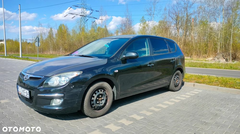 Hyundai i30 1.4 Base + - 2