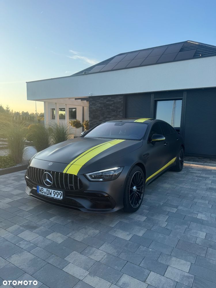 Mercedes-Benz AMG GT 43 4Matic+ Speedshift TCT 9G - 18