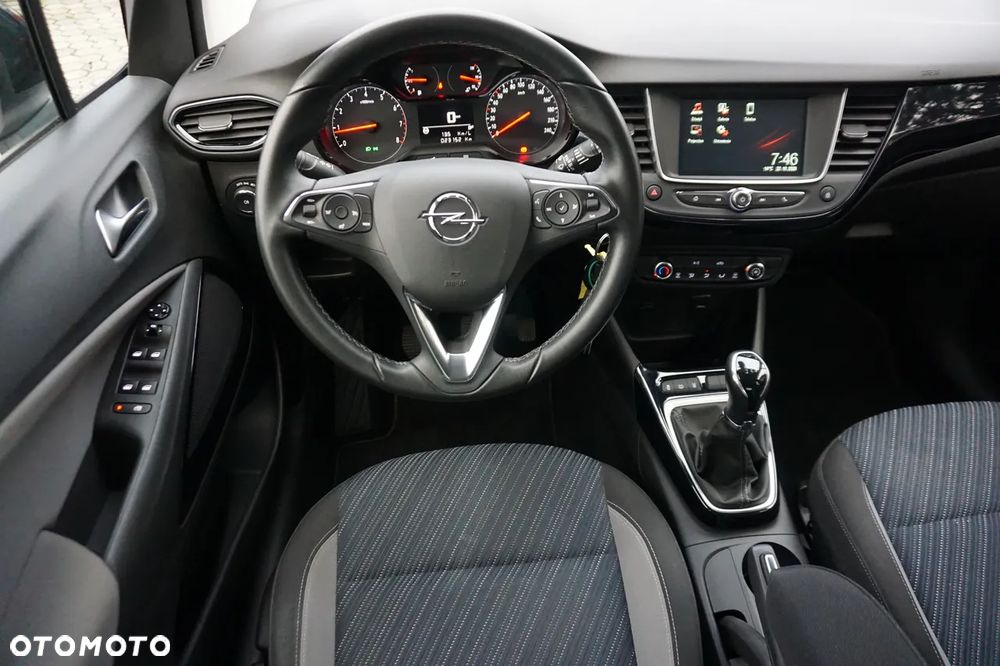 Opel Crossland X 1.2 120 Lat - 32