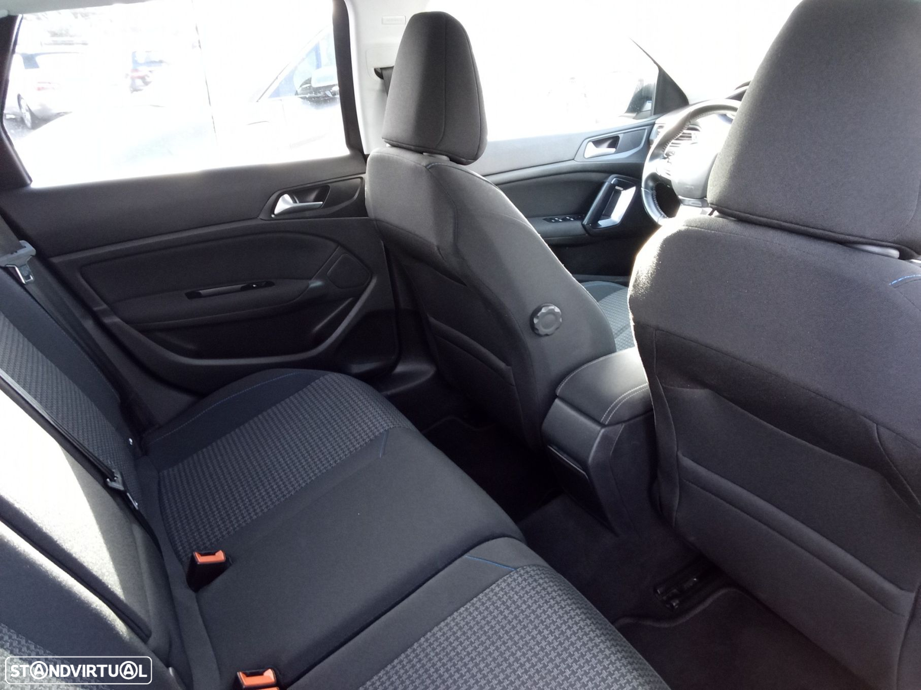 Peugeot 308 SW 1.5 BlueHDi Active EAT8 - 23