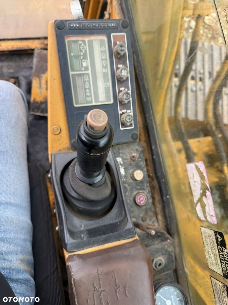 Komatsu PC240NLC-3KP - 12