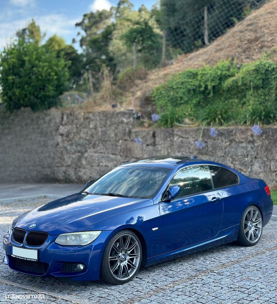 BMW 320 d Coupe - 2