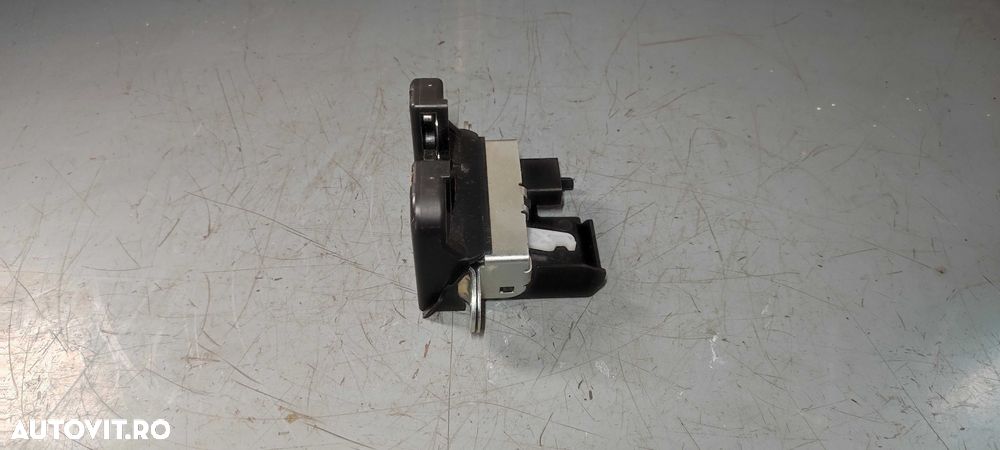 Broasca incuietoare haion volkswagen vw passat b6 b7 golf 5 6 touran - 3