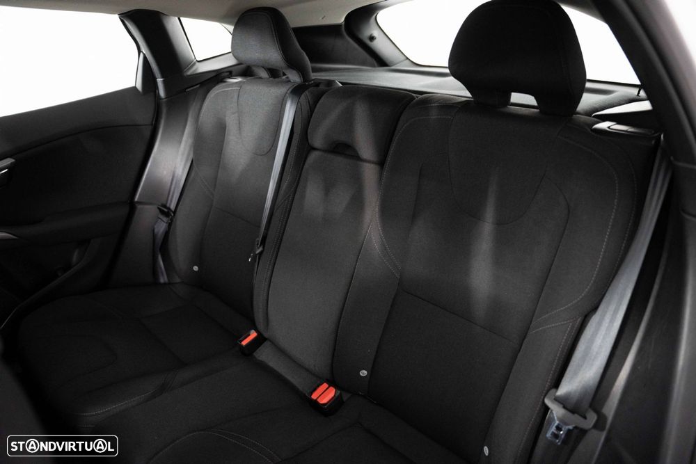 Volvo V40 Cross Country 1.6 D2 Momentum - 9