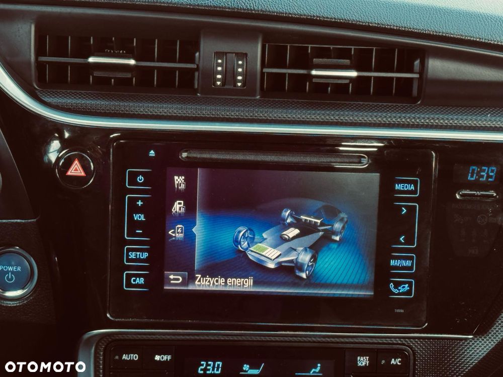 Toyota Auris Hybrid 135 Dynamic - 33