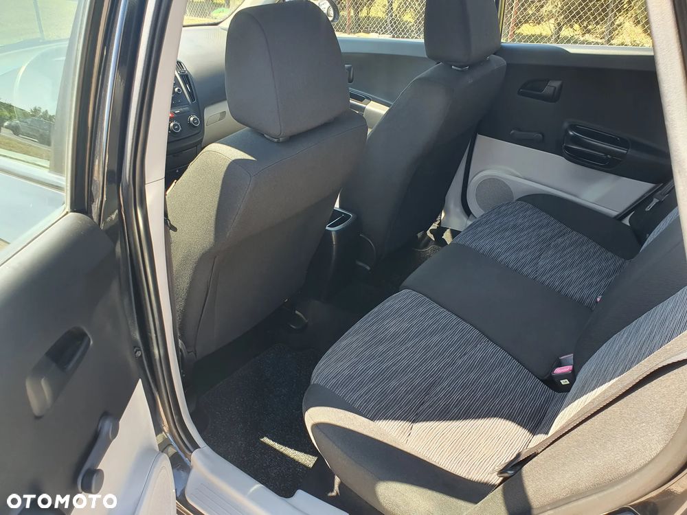 Kia Ceed 1.4 CVVT Attract - 10