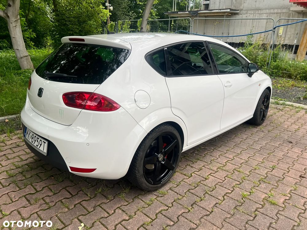 Seat Leon 2.0 T FSI Cupra R - 3
