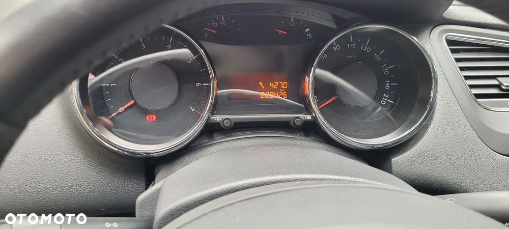 Peugeot 5008 - 13