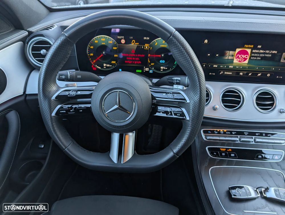 Mercedes-Benz E 300 de AMG Line - 18