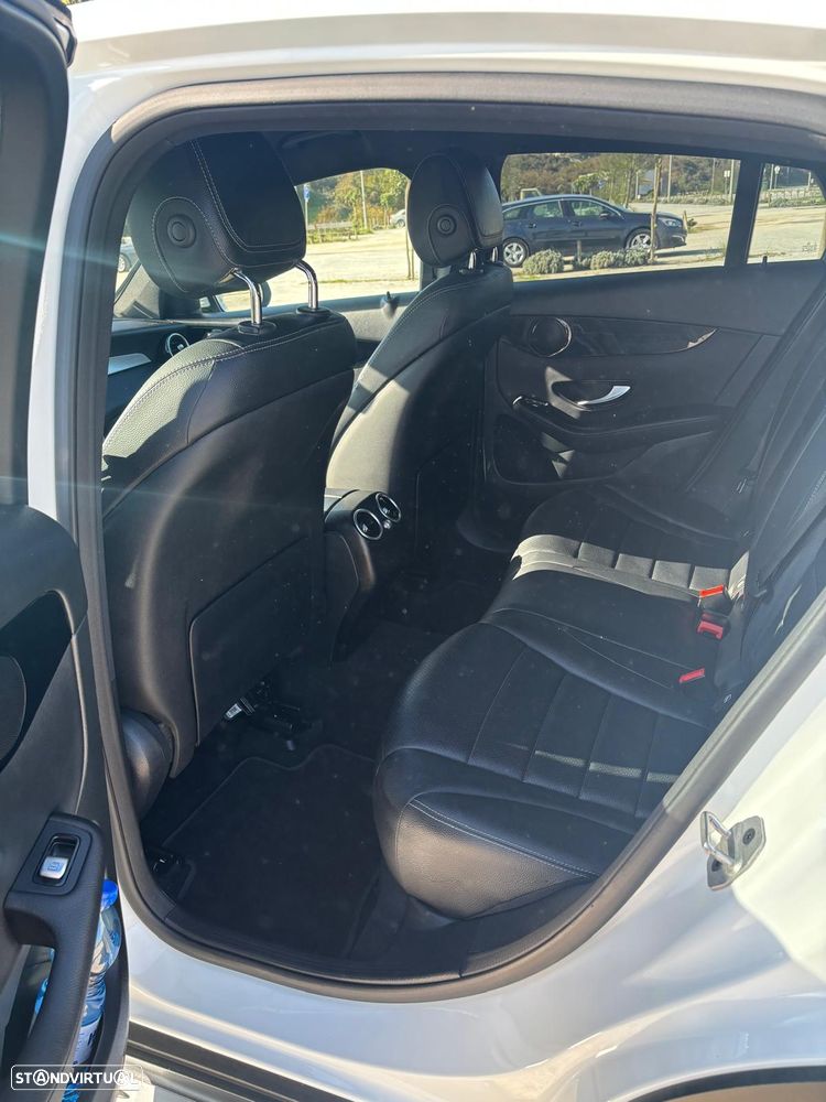 Mercedes-Benz GLC 300 - 11