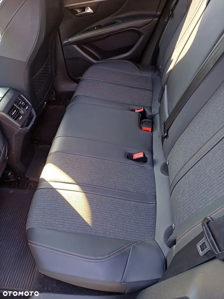 Peugeot 3008 - 13
