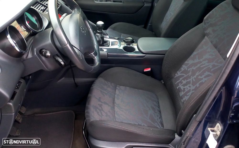 Peugeot 3008 1.6 HDi Sport - 10