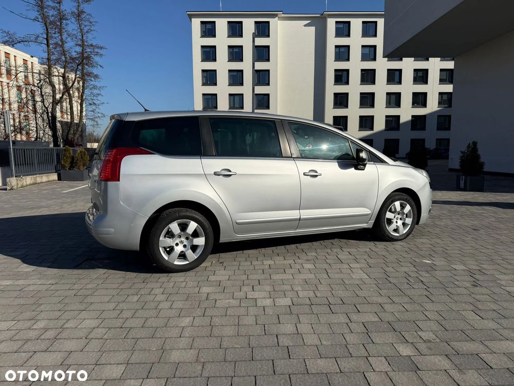 Peugeot 5008 155 THP Platinum - 27