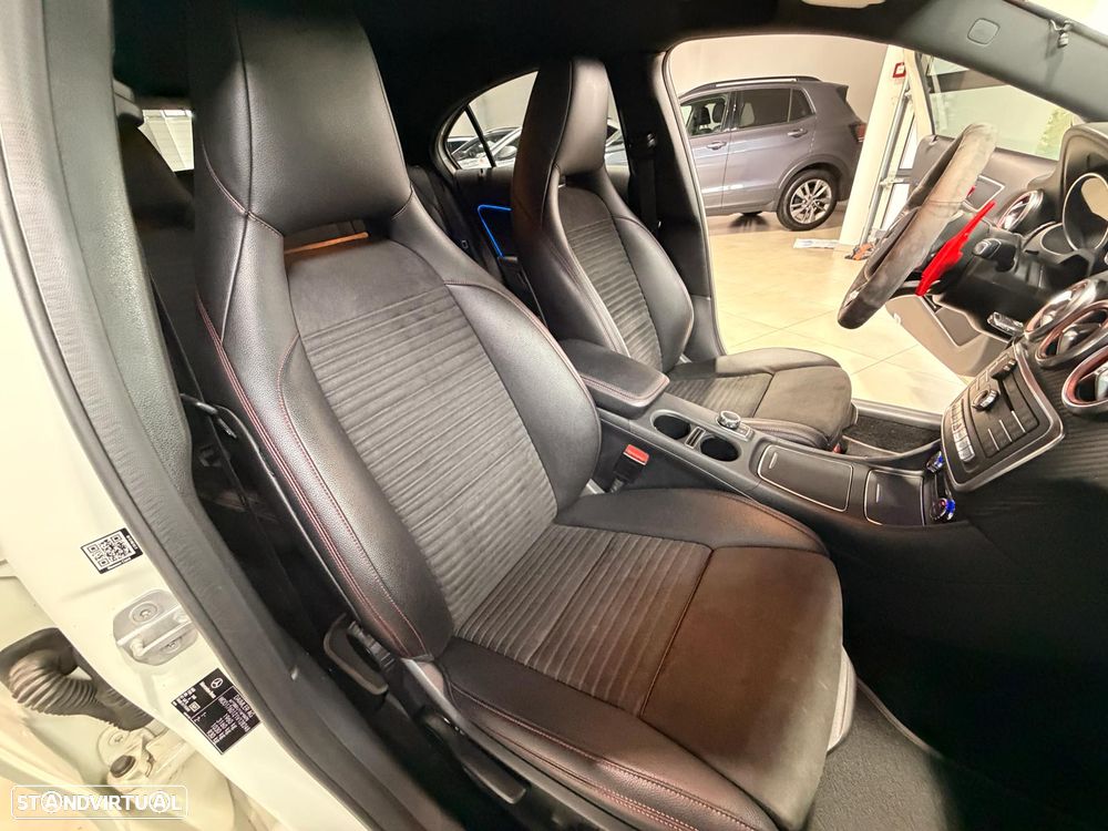 Mercedes-Benz A 180 d 7G-DCT AMG Line - 10
