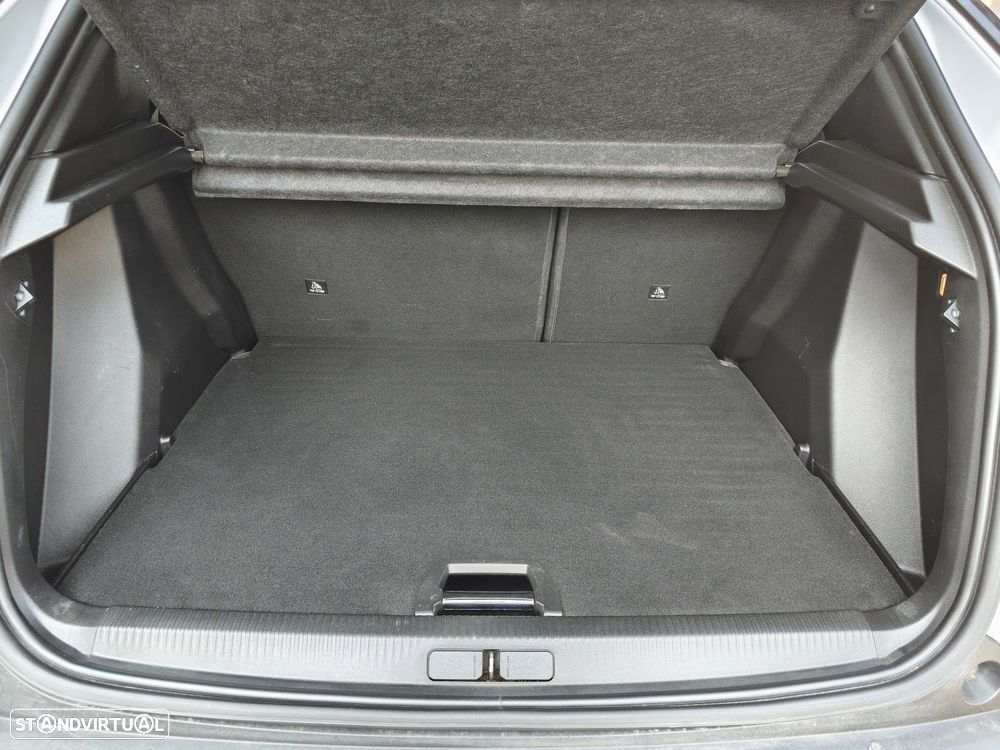 Peugeot 2008 TURBO 100 Allure - 25