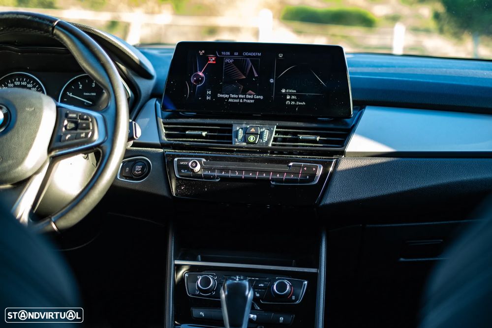 BMW 216 Active Tourer d Aut. Sport Line - 17