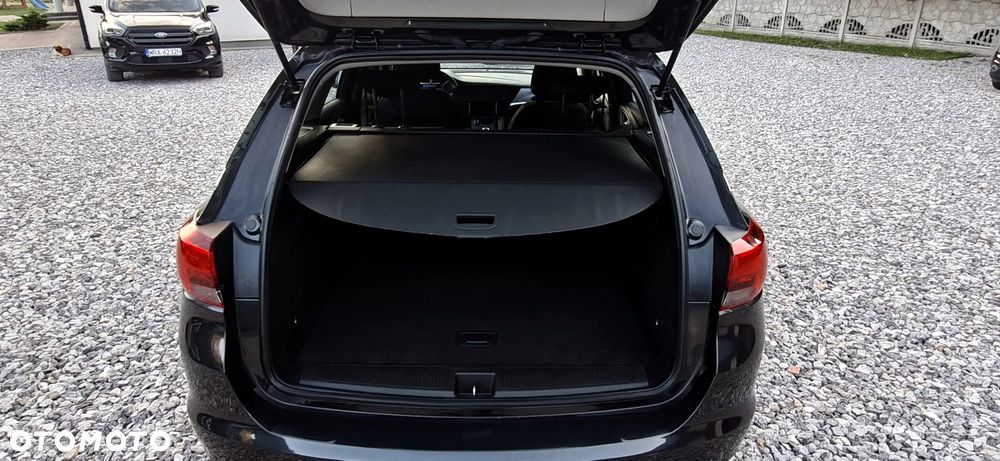 Opel Astra 1.4 Turbo Dynamic - 18