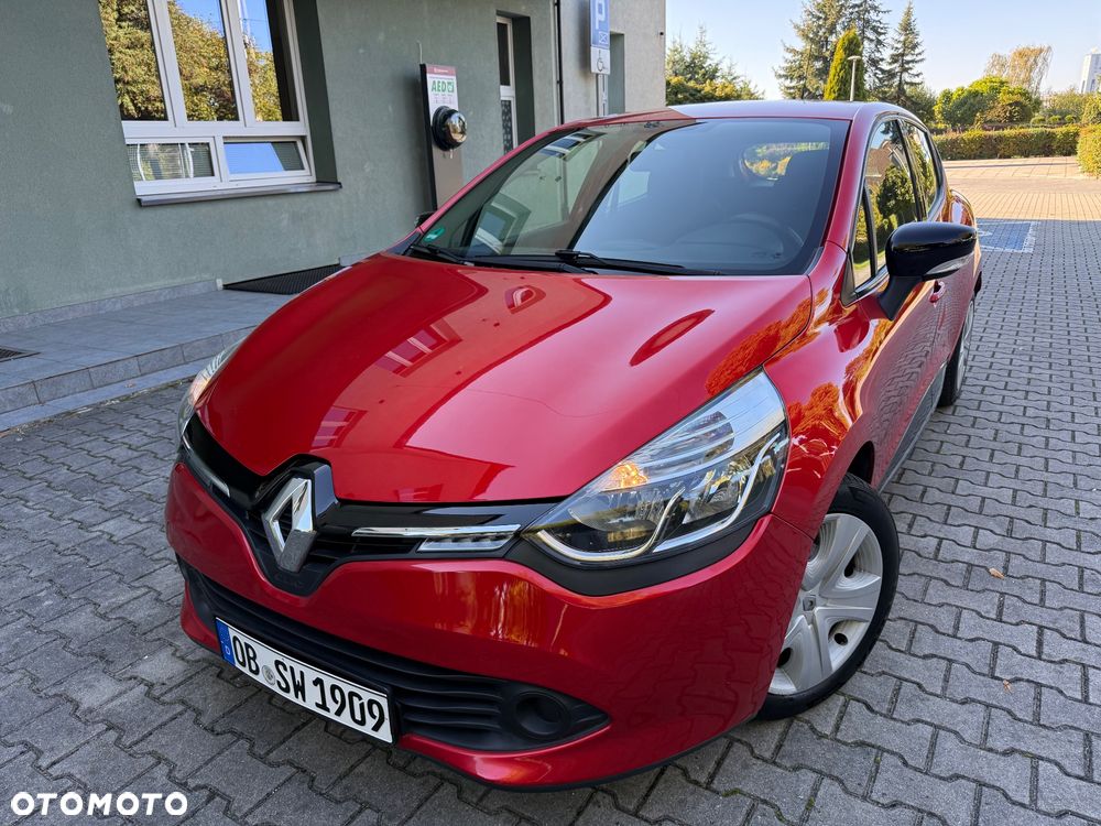 Renault Clio 1.2 16V 75 Business - 21