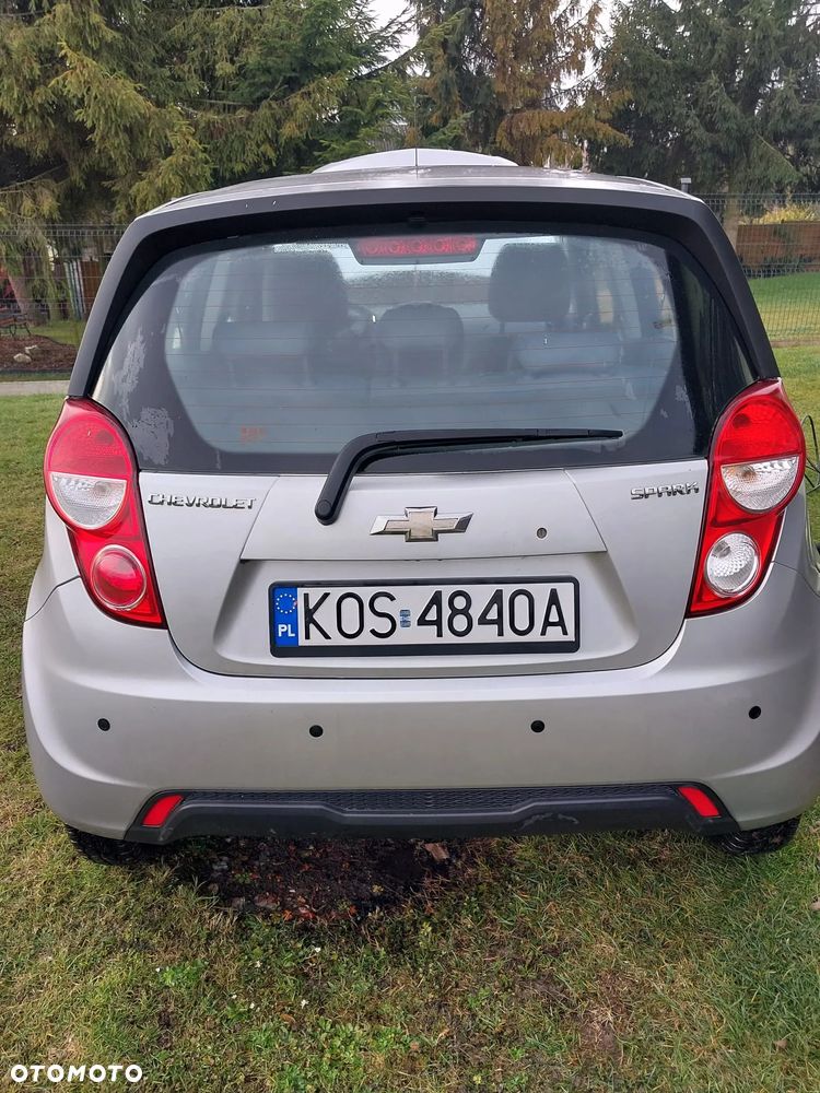 Chevrolet Spark 1.0 Base - 8