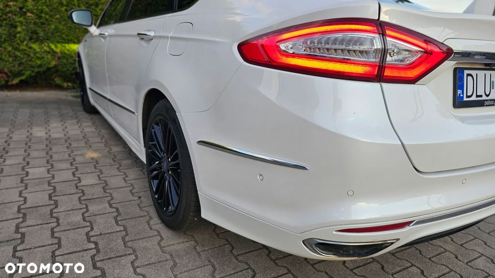 Ford Mondeo Vignale 2.0 Hybrid - 24