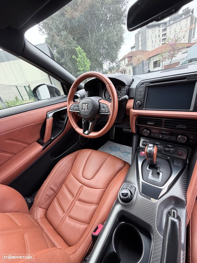 Nissan GT-R 3.8 V6 Pack Prestige - 17