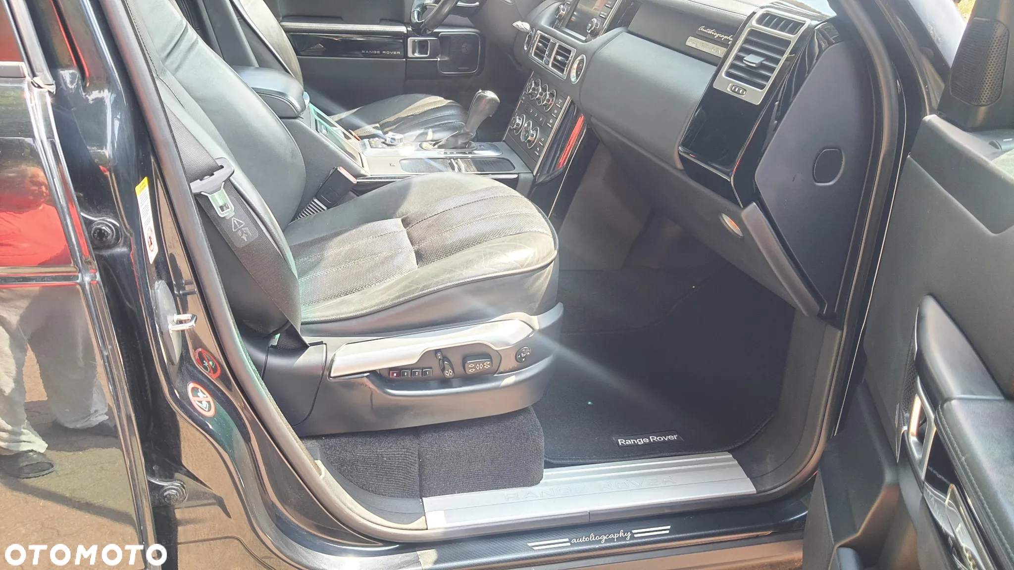 Land Rover Range Rover - 29