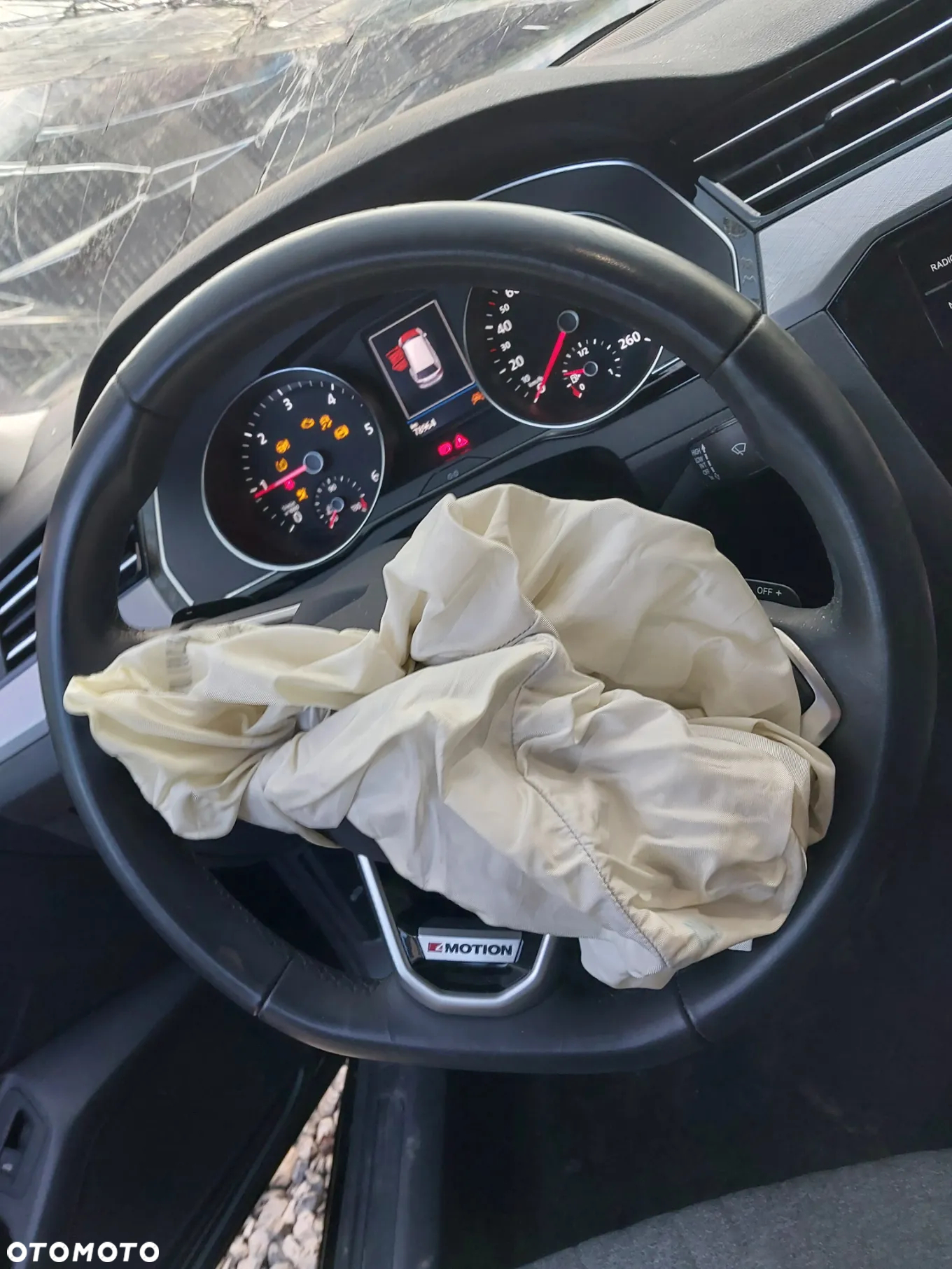 Volkswagen Passat Variant 2.0 TDI SCR DSG 4Motion Elegance - 20